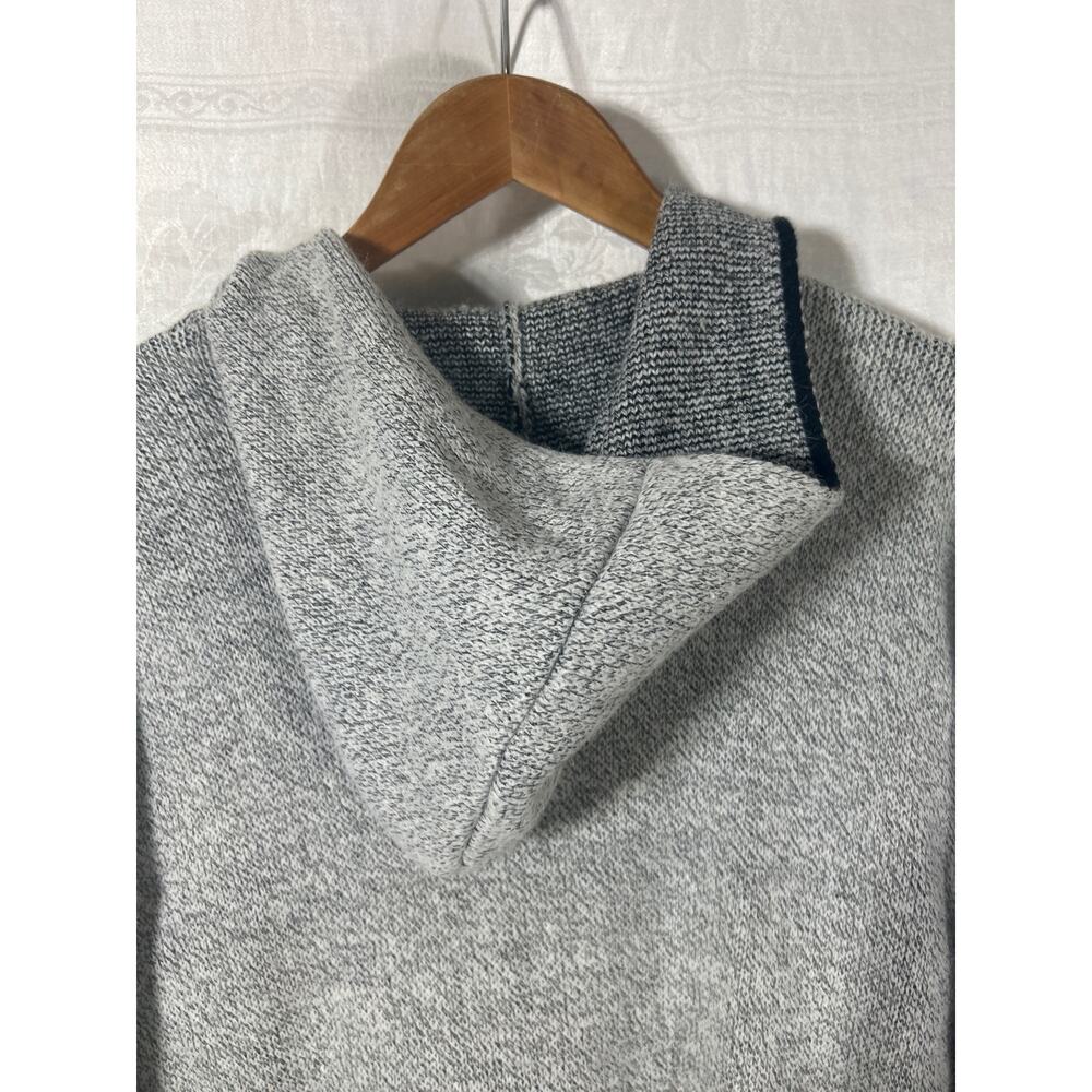 Hail3y:23 Cardigan Sweater Medium PETITE Gray Hooded Applique Embroidered Pocket - Picture 13 of 15